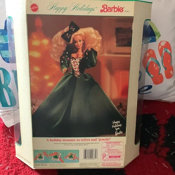 Holiday Barbie - Picture 2 of 3